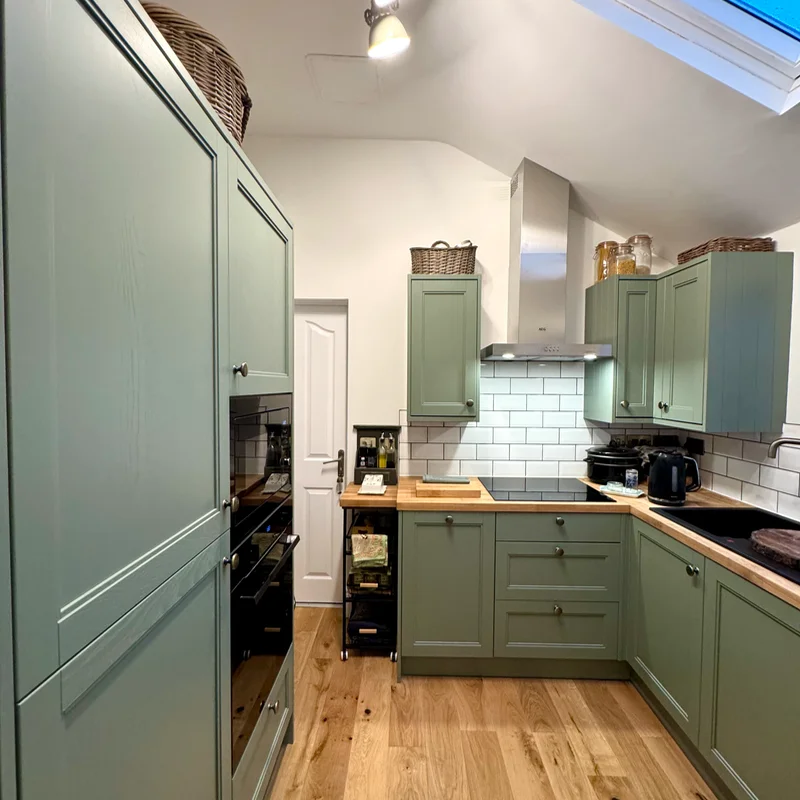 Phase Contractors - After Kitchen Renovation South Wales